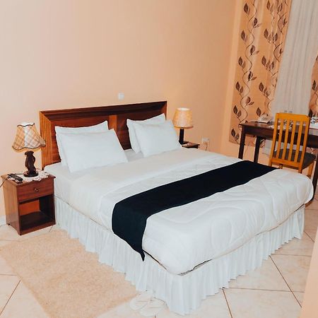 Centre Saint Vincent Pallotti Kigali Bagian luar foto