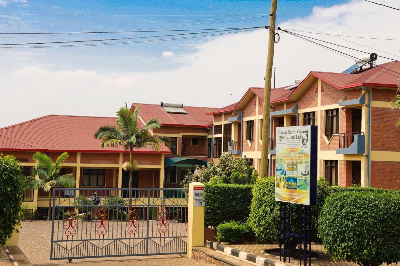 Centre Saint Vincent Pallotti Kigali Bagian luar foto