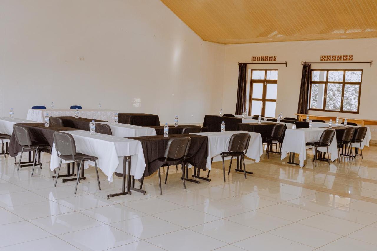 Centre Saint Vincent Pallotti Kigali Bagian luar foto